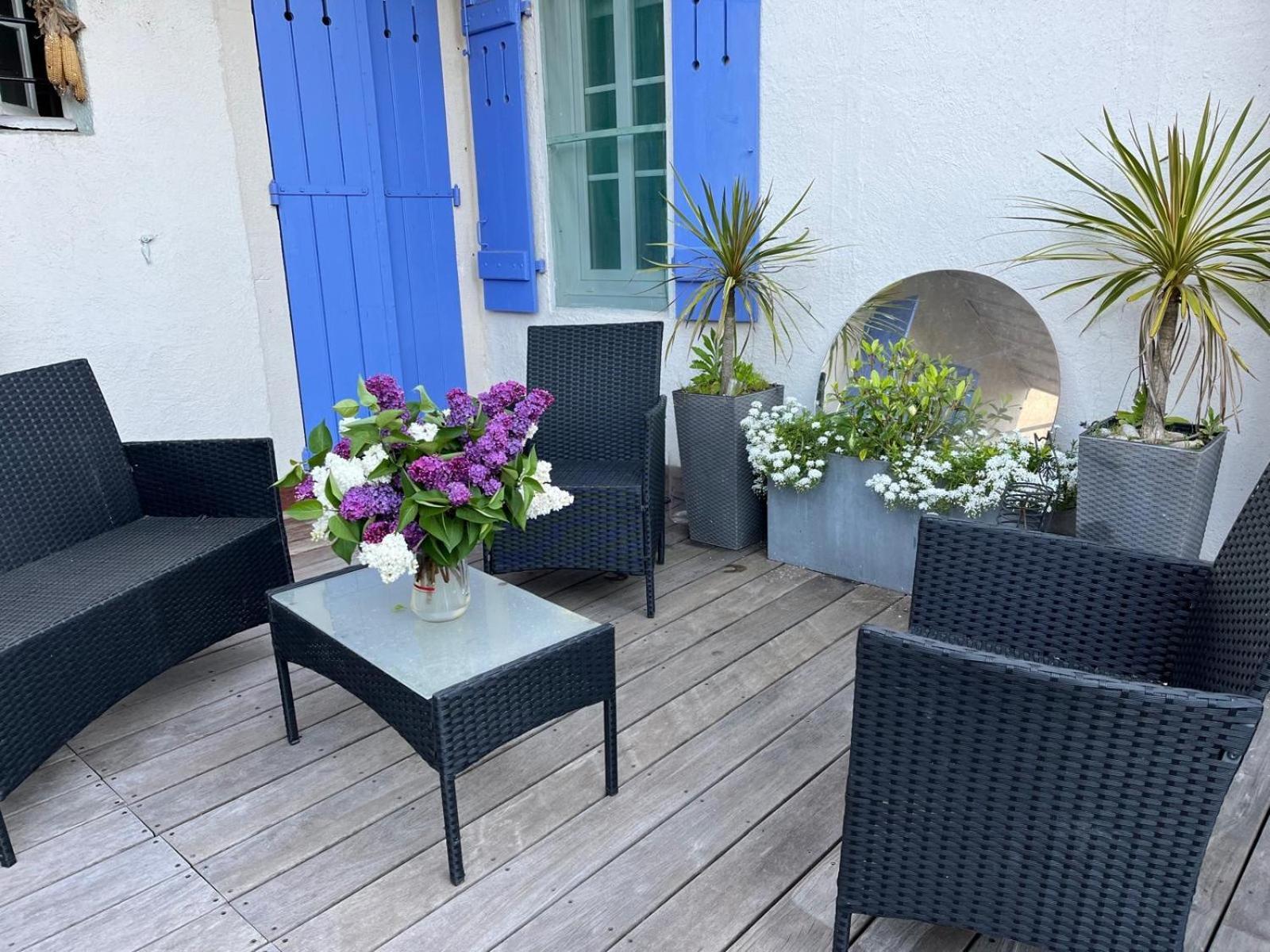 Gite Chez Madeleine Apartment Louhans Exterior photo